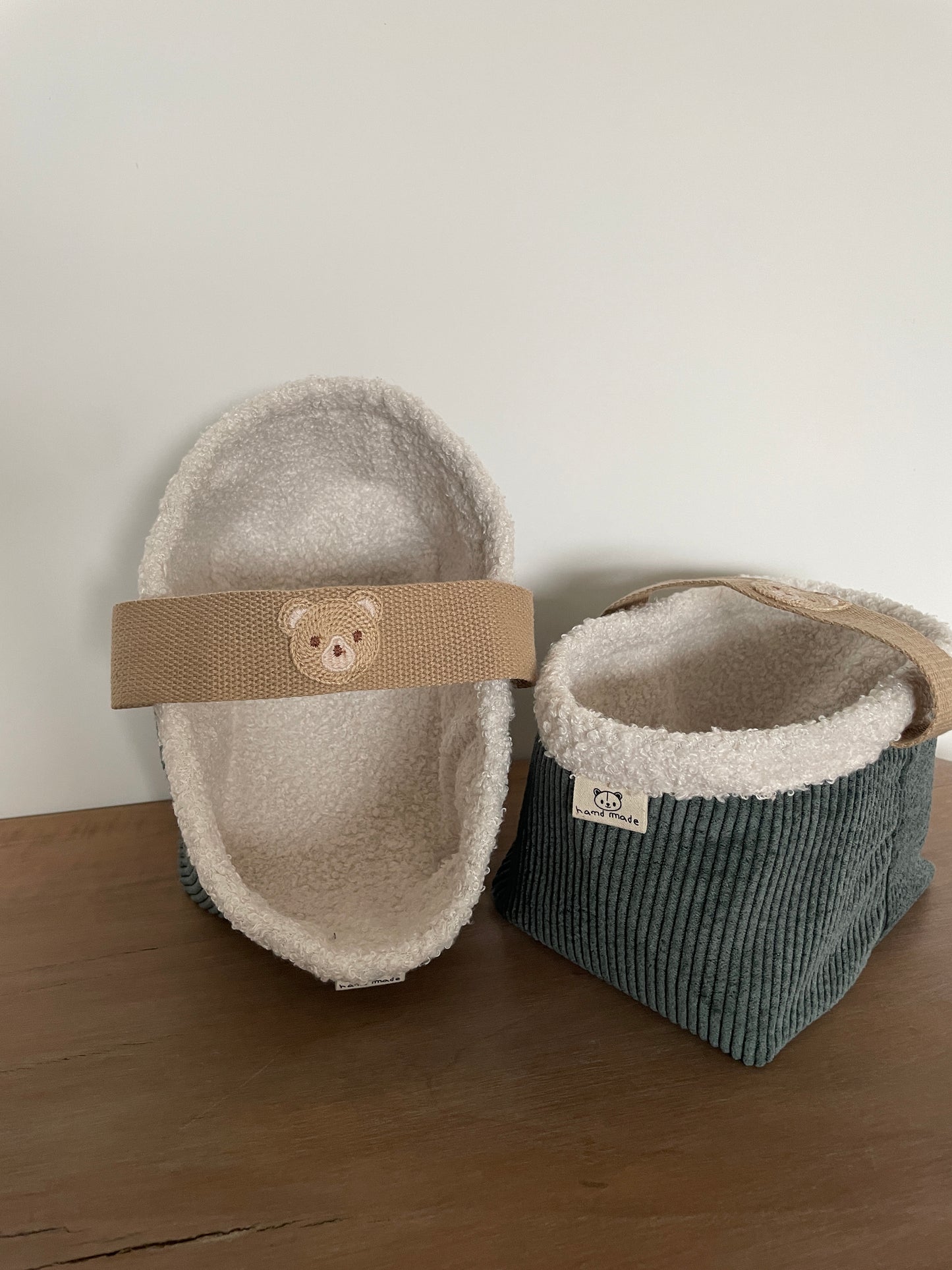 Handgemaakt mandje voor babyspulletjes in verschillende kleuren verkrijgbaar!